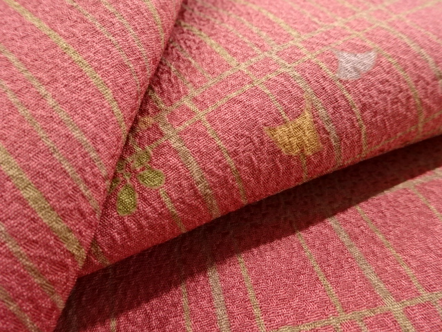  格子に花模様小紋着物